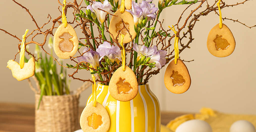 Easter window biscuits